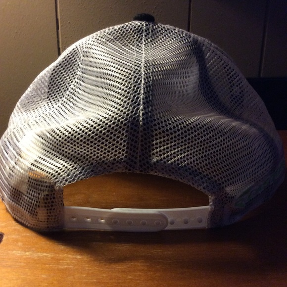 Easton 9Fifty SnapBack - Picture 3 of 7